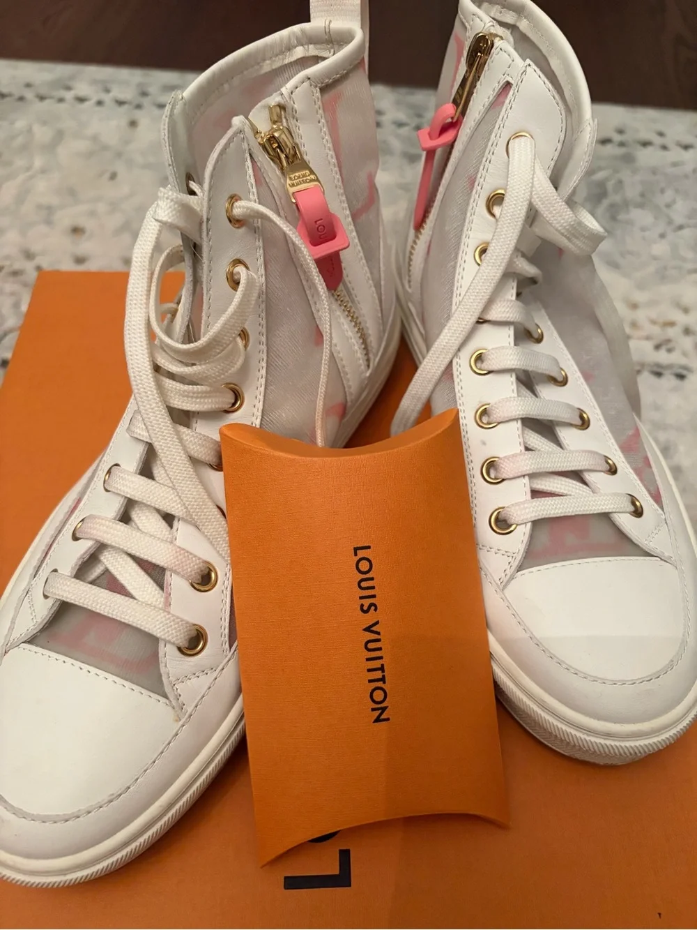 Louis Vuitton White High-Top Sneakers with Pink mesh